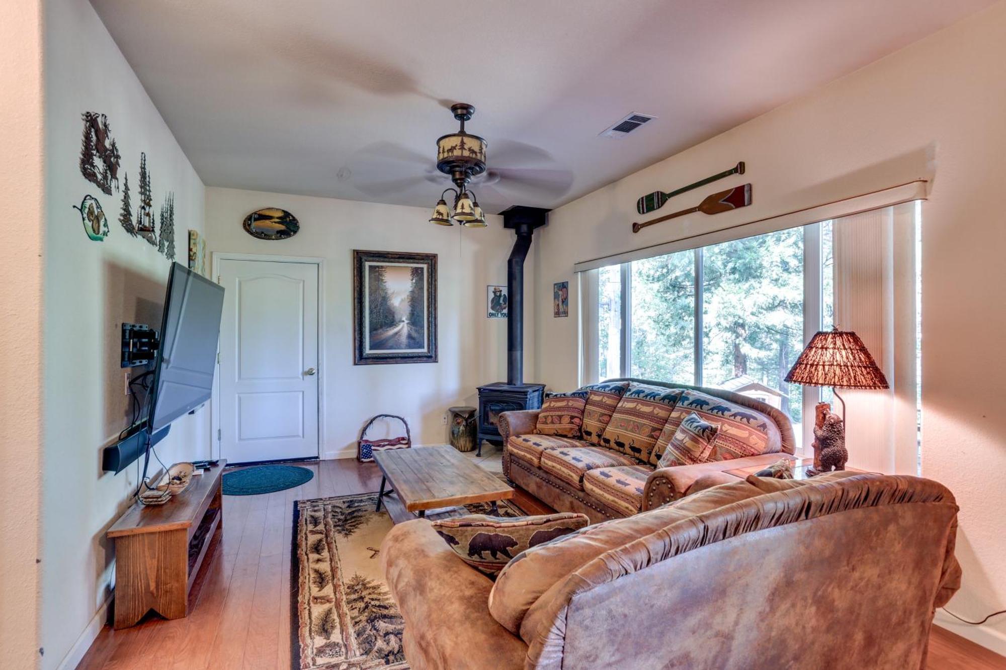ミッドパインズ Peaceful And Private Mariposa Cabin On 2 Acres!ヴィラ エクステリア 写真