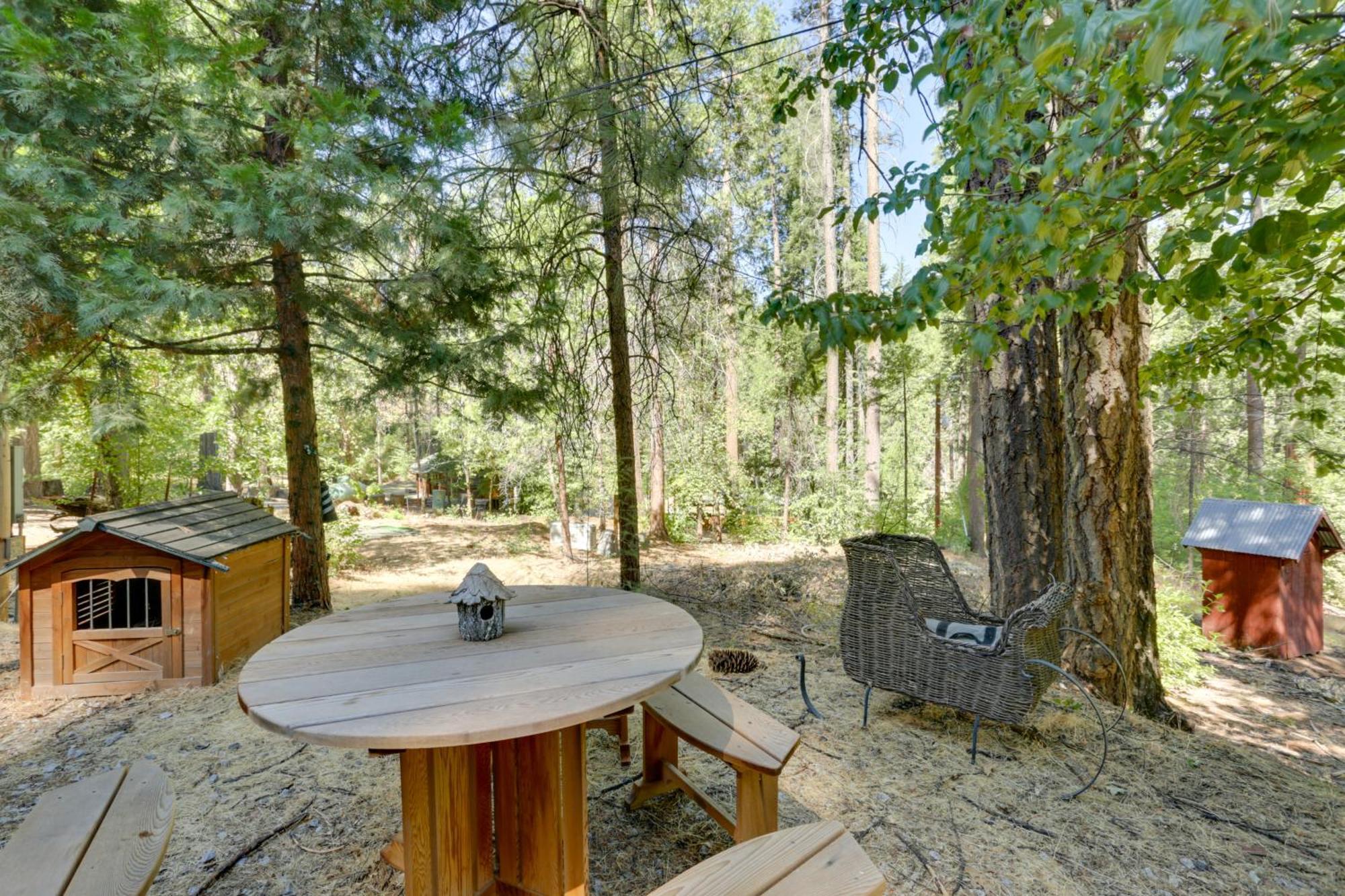 ミッドパインズ Peaceful And Private Mariposa Cabin On 2 Acres!ヴィラ エクステリア 写真