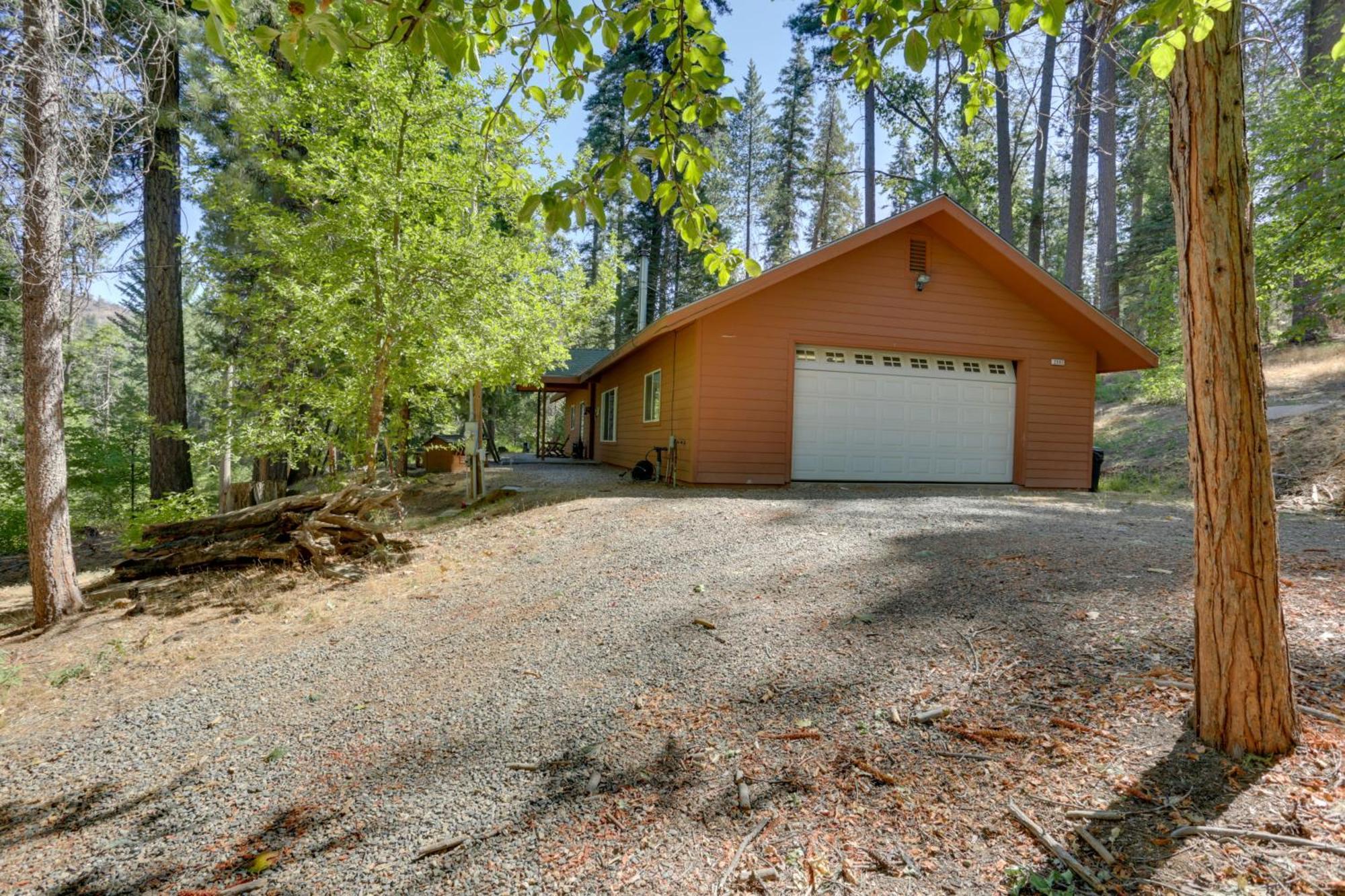 ミッドパインズ Peaceful And Private Mariposa Cabin On 2 Acres!ヴィラ エクステリア 写真